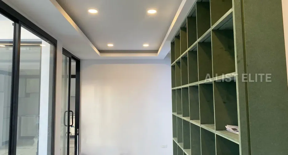 For rent 5 bedrooms house in Bang Lamung, Chonburi