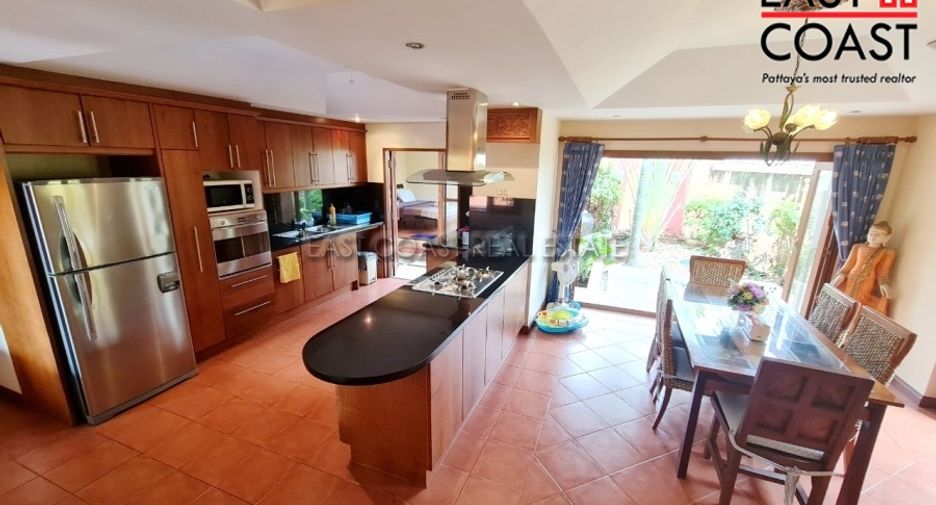 For rent 5 bedrooms house in Bang Lamung, Chonburi