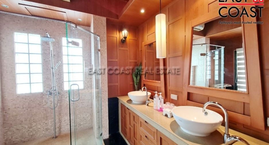 For rent 5 bedrooms house in Bang Lamung, Chonburi