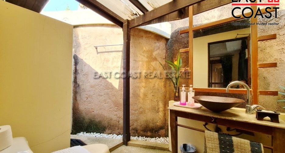 For rent 5 bedrooms house in Bang Lamung, Chonburi