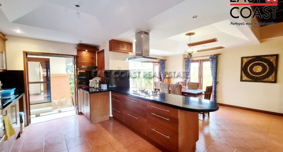 For rent 5 bedrooms house in Bang Lamung, Chonburi