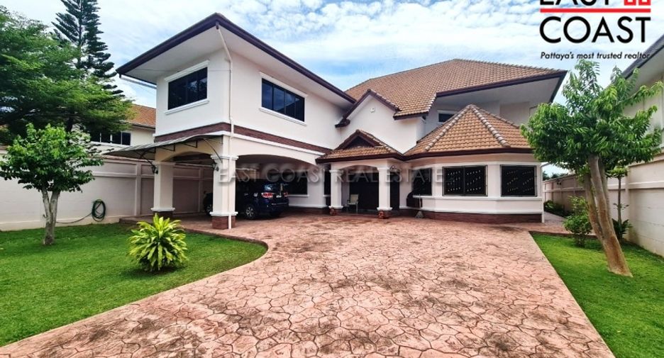 For sale and for rent 4 bedrooms house in Bang Lamung, Chonburi