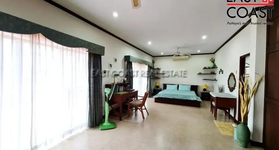 For rent and for sale 4 bedrooms house in Bang Lamung, Chonburi