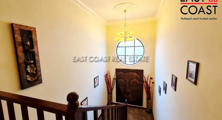 For rent and for sale 4 bedrooms house in Bang Lamung, Chonburi