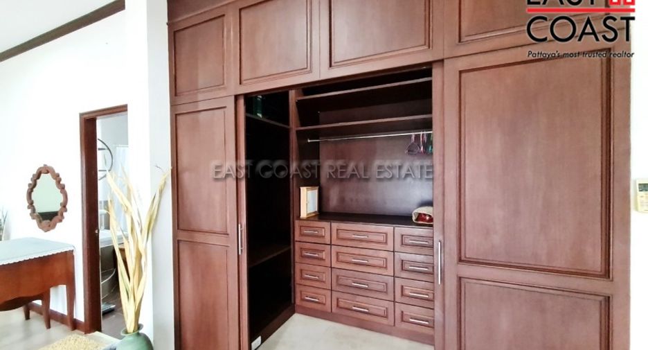 For sale and for rent 4 bedrooms house in Bang Lamung, Chonburi