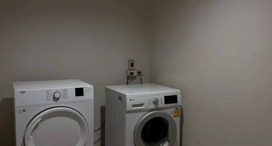 For rent 3 bedrooms house in Khlong Toei, Bangkok