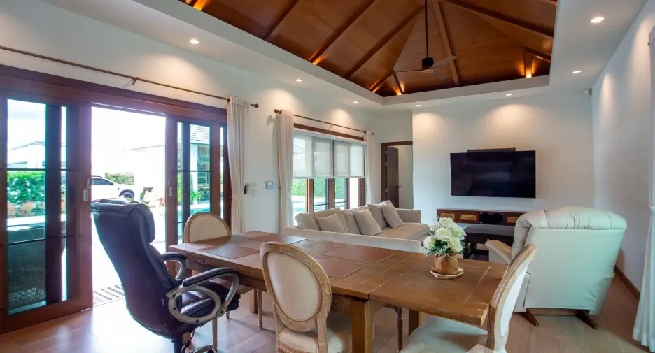For sale 3 bedrooms villa in Hua Hin, Prachuap Khiri Khan
