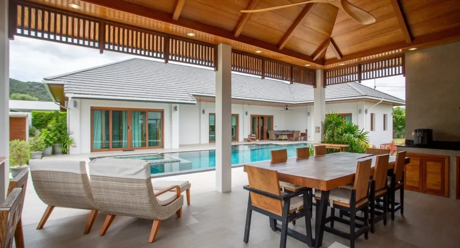 For sale 3 bedrooms villa in Hua Hin, Prachuap Khiri Khan