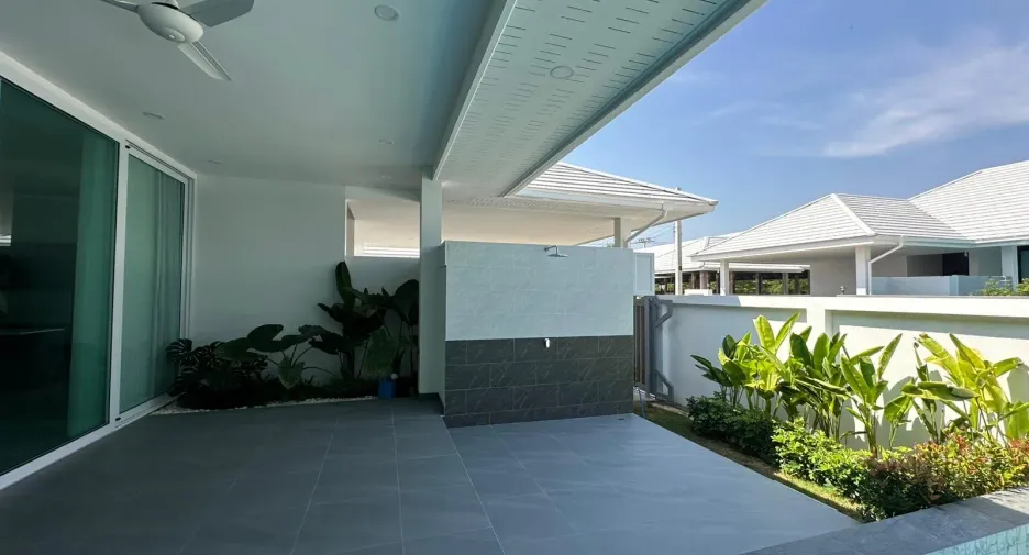 For sale 4 bedrooms villa in Hua Hin, Prachuap Khiri Khan