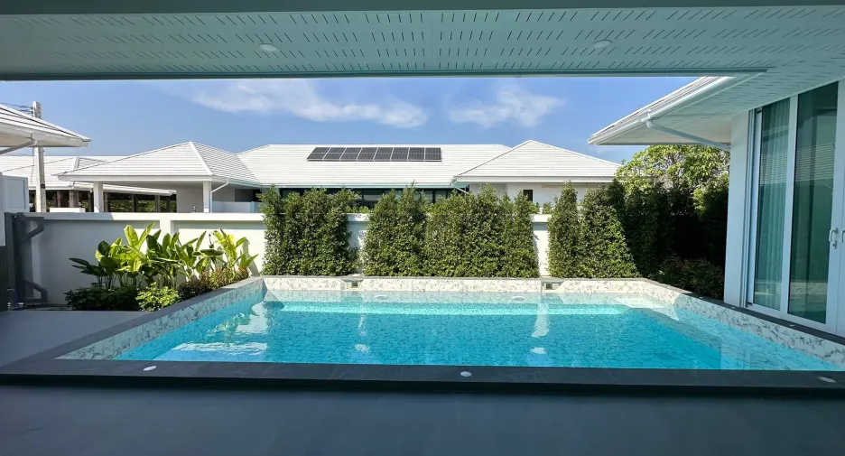 For sale 4 bedrooms villa in Hua Hin, Prachuap Khiri Khan