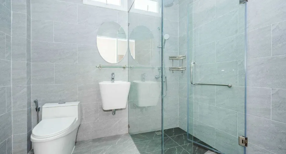For sale 4 bedrooms villa in Hua Hin, Prachuap Khiri Khan