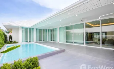 For sale 4 bedrooms villa in Hua Hin, Prachuap Khiri Khan