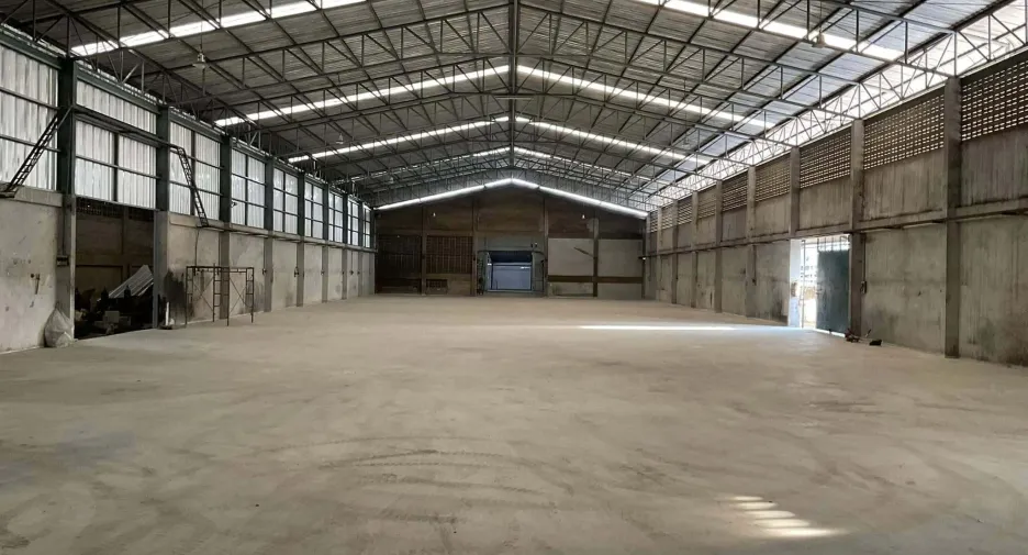 Аренда студия дом в Mueang Samut Sakhon, Самутсакхон