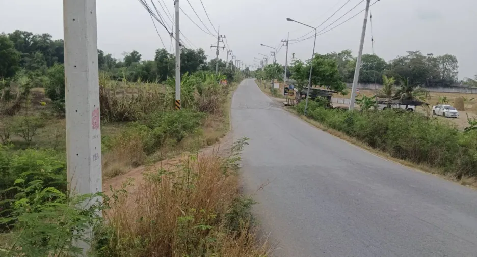 À vendre terrain à Bang Nam Priao, Chachoengsao