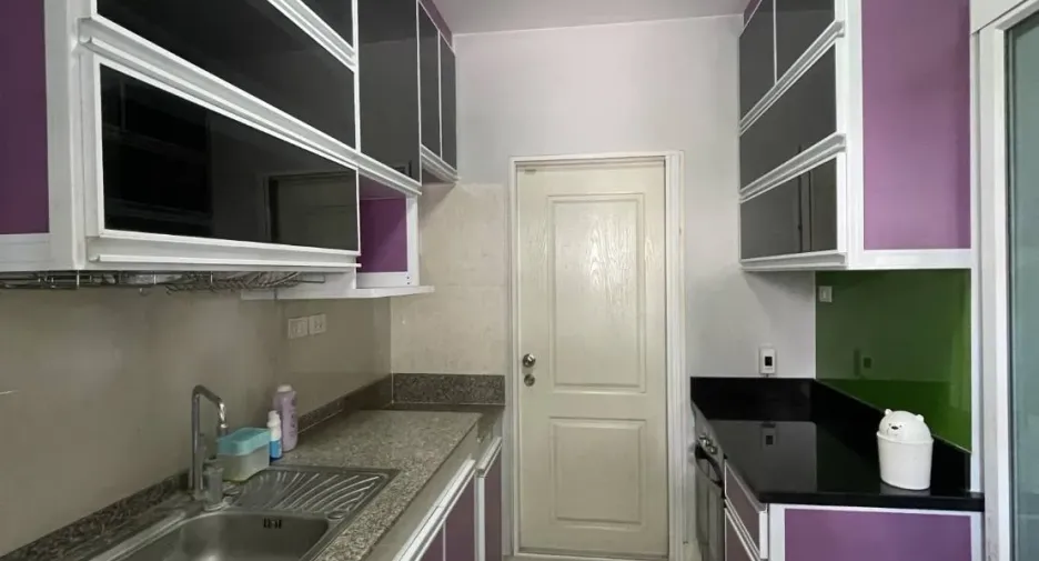 Casa en venta de 5 habitaciones en Thanyaburi, Pathum Thani