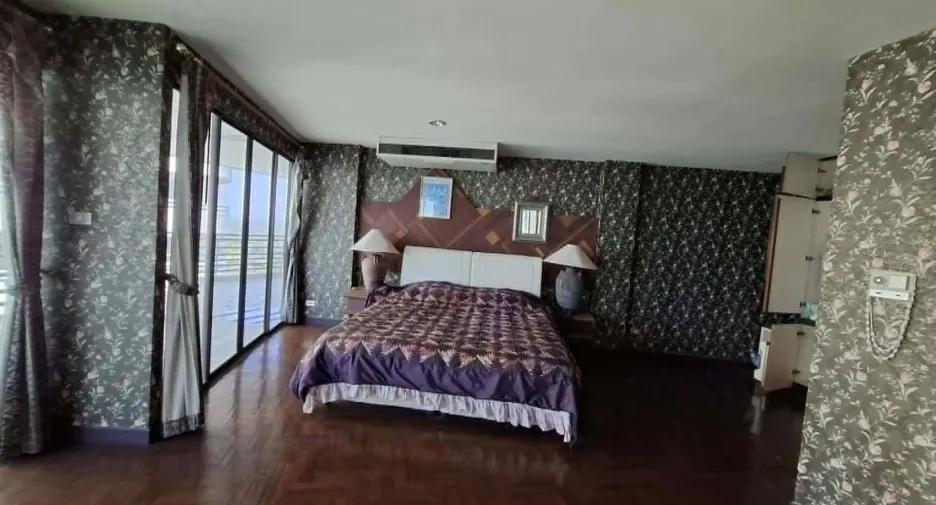 For sale studio condo in Mueang Rayong, Rayong