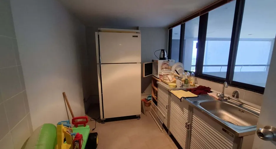 For sale studio condo in Mueang Rayong, Rayong