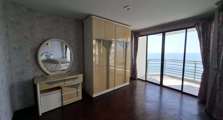 For sale studio condo in Mueang Rayong, Rayong