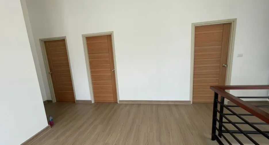 出售 3 卧室 独立屋 在 Mueang Rayong, Rayong