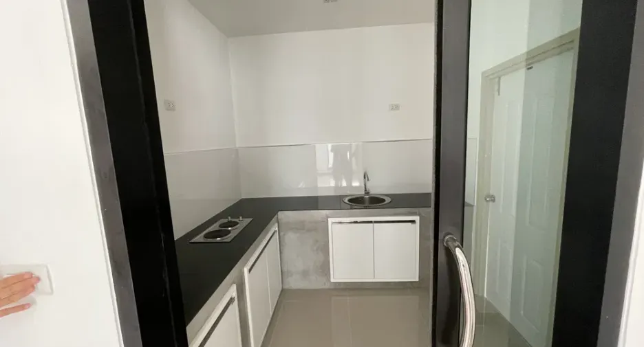 出售 3 卧室 独立屋 在 Mueang Rayong, Rayong