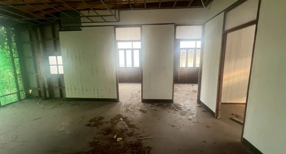 For rent retail Space in Khlong San, Bangkok
