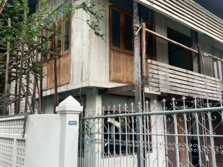 For rent retail Space in Khlong San, Bangkok