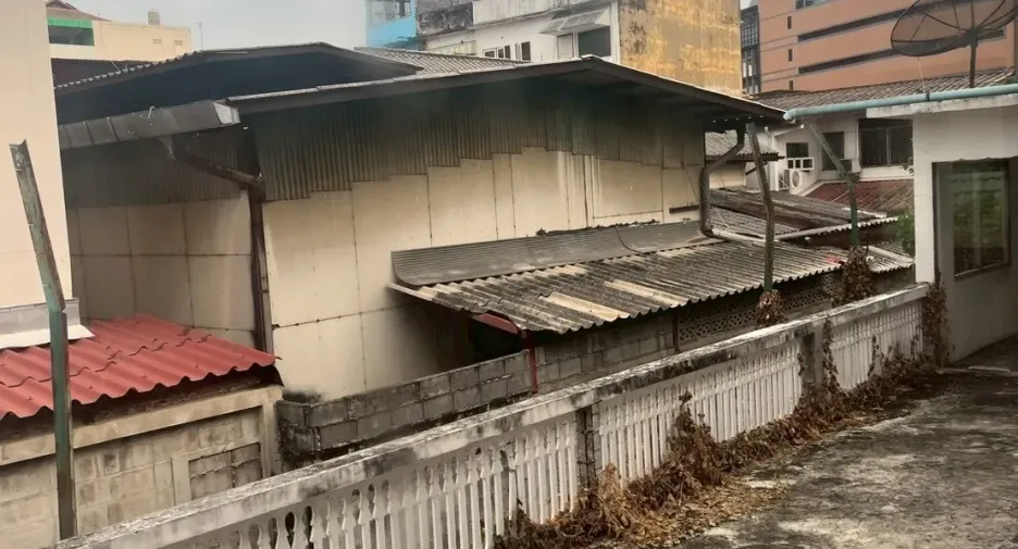 For rent retail Space in Khlong San, Bangkok