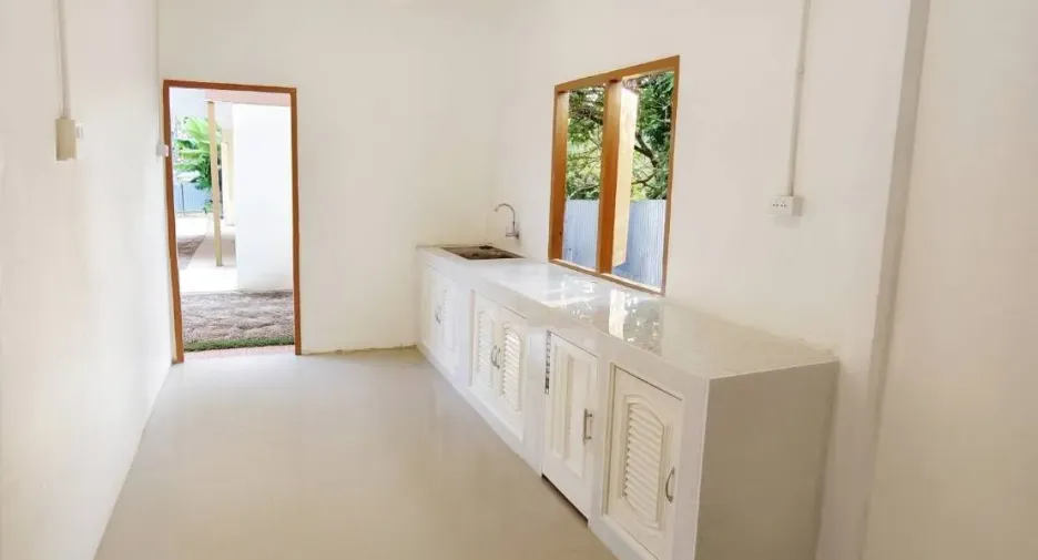 For sale 4 bedrooms house in Mueang Phrae, Phrae