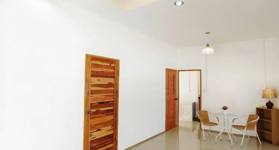 For sale 4 bedrooms house in Mueang Phrae, Phrae