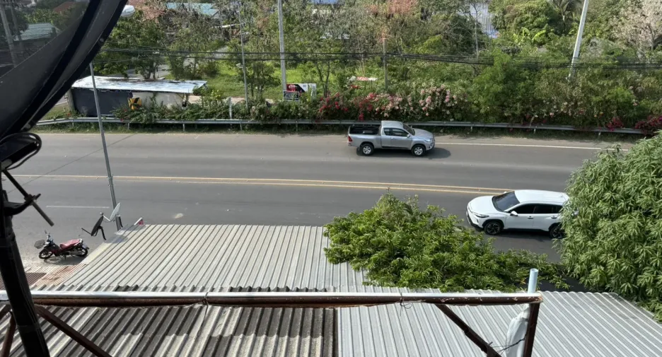 For sale 4 bedrooms townhouse in Mueang Buriram, Buriram