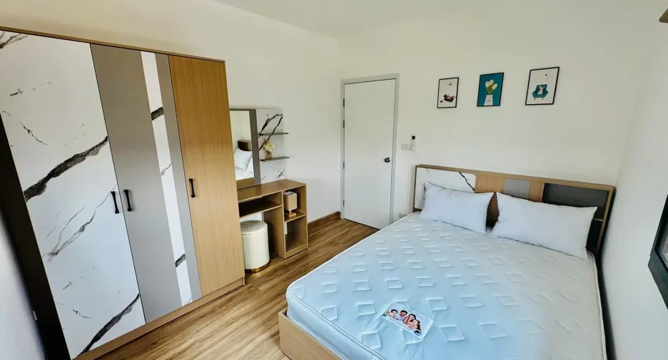 For rent 3 bedrooms townhouse in Mueang Chiang Mai, Chiang Mai