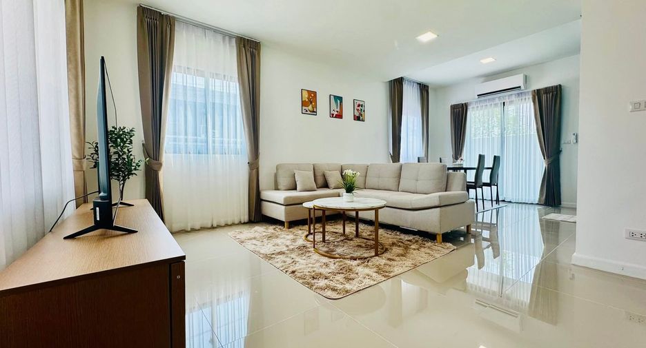 For rent 3 bedrooms townhouse in Mueang Chiang Mai, Chiang Mai