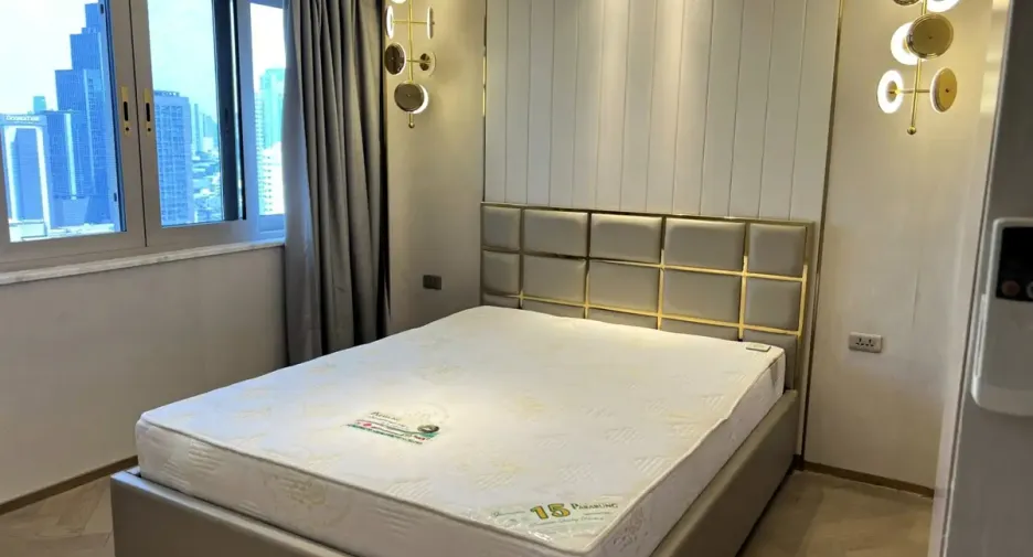 À vendre 3 chambres condo à Khlong Toei, Bangkok