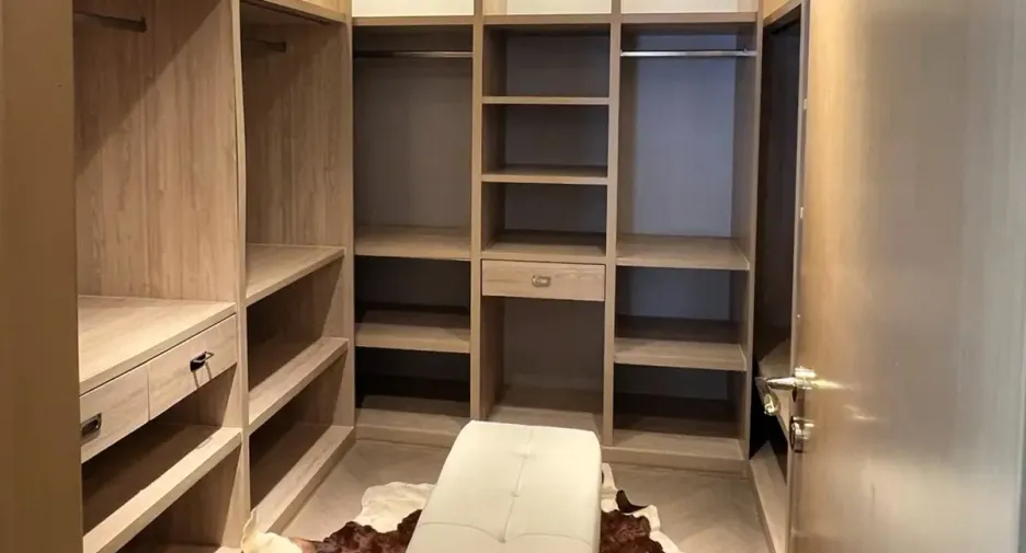 À vendre 3 chambres condo à Khlong Toei, Bangkok