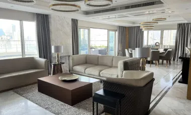 À vendre 3 chambres condo à Khlong Toei, Bangkok