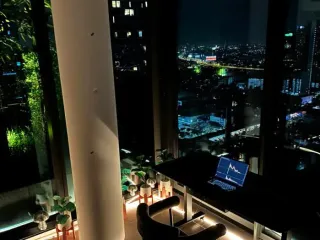 For sale 2 bedrooms condo in Sathon, Bangkok
