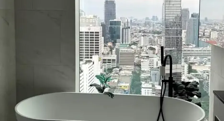 For sale 2 bedrooms condo in Sathon, Bangkok