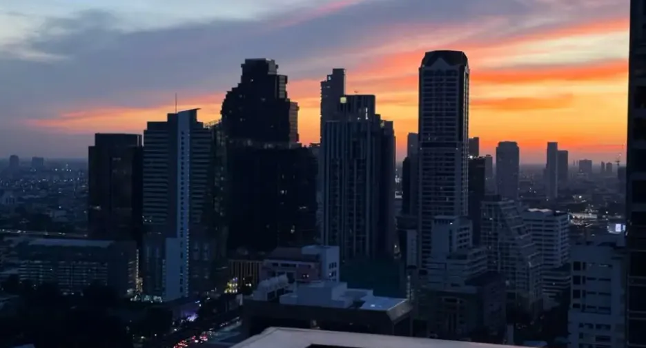 For sale 2 bedrooms condo in Sathon, Bangkok
