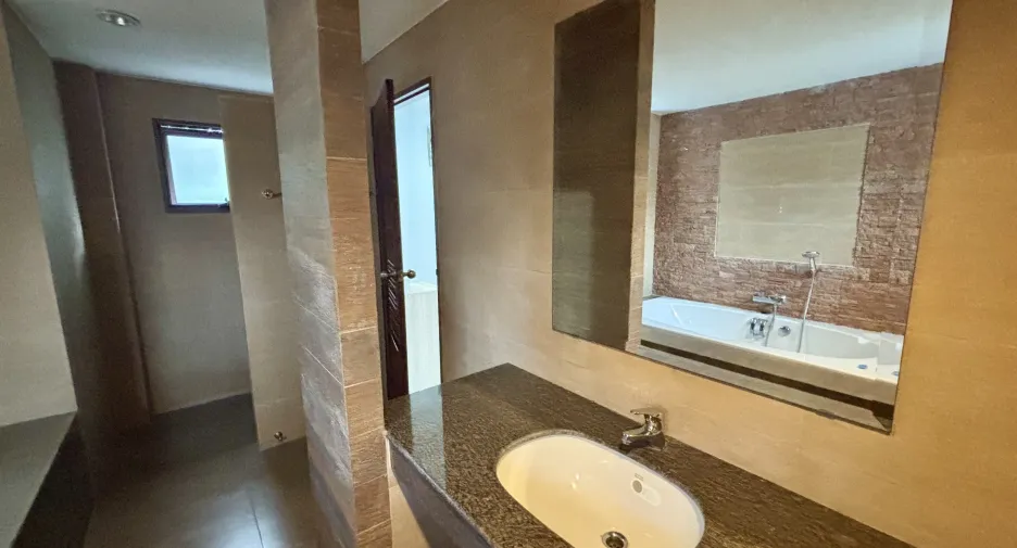 For sale and for rent 3 bedrooms villa in Hua Hin, Prachuap Khiri Khan