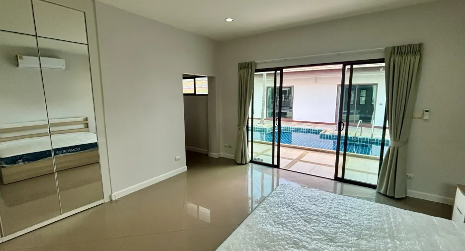 For sale and for rent 3 bedrooms villa in Hua Hin, Prachuap Khiri Khan