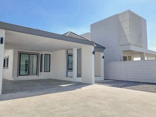 Casa en venta de 3 habitaciones en Saraphi, Chiang Mai