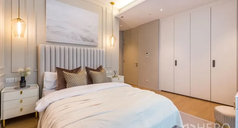 For rent and for sale 2 bedrooms condo in Pathum Wan, Bangkok