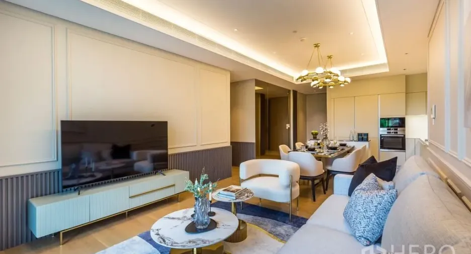 For rent and for sale 2 bedrooms condo in Pathum Wan, Bangkok