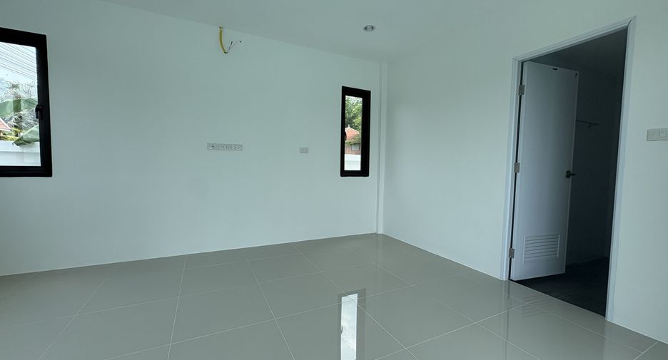 For rent 4 bedrooms villa in Thalang, Phuket