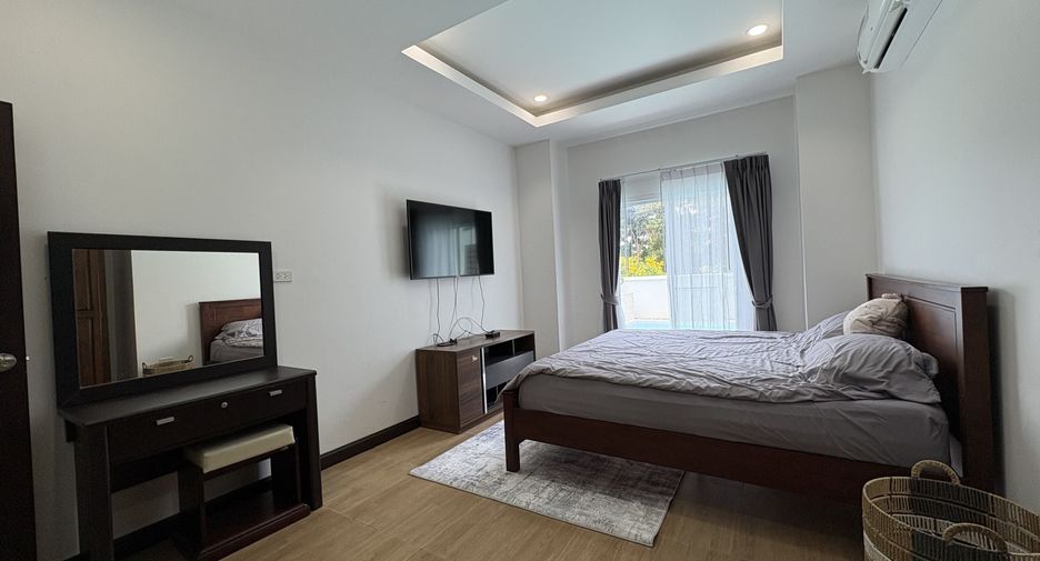 For rent 4 bedrooms villa in Thalang, Phuket