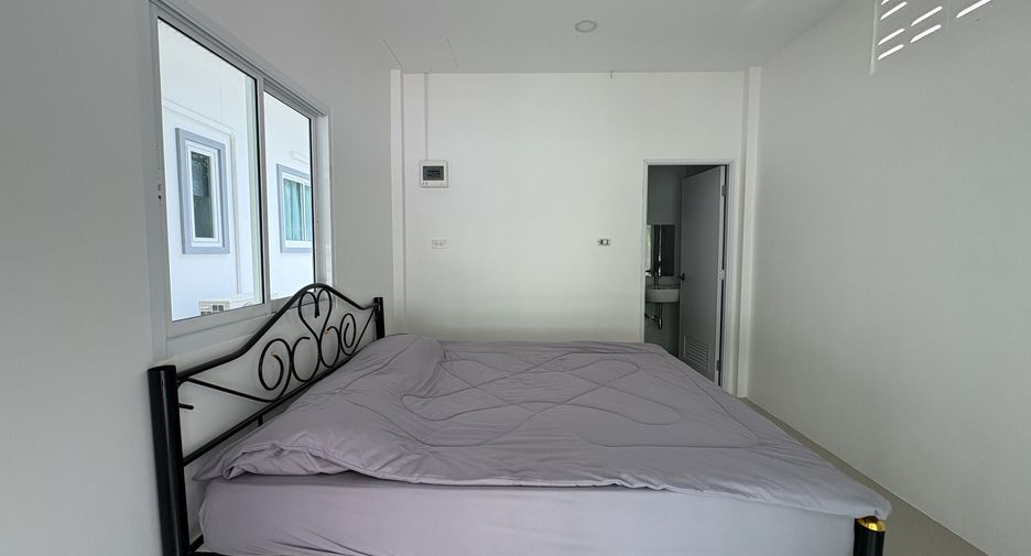 For rent 4 bedrooms villa in Thalang, Phuket
