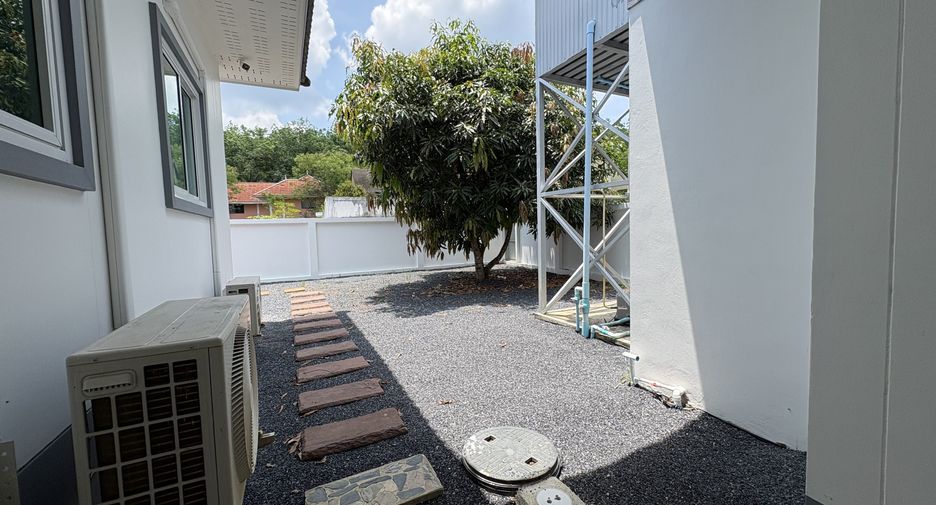 For rent 4 bedrooms villa in Thalang, Phuket