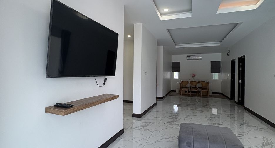 For rent 4 bedrooms villa in Thalang, Phuket