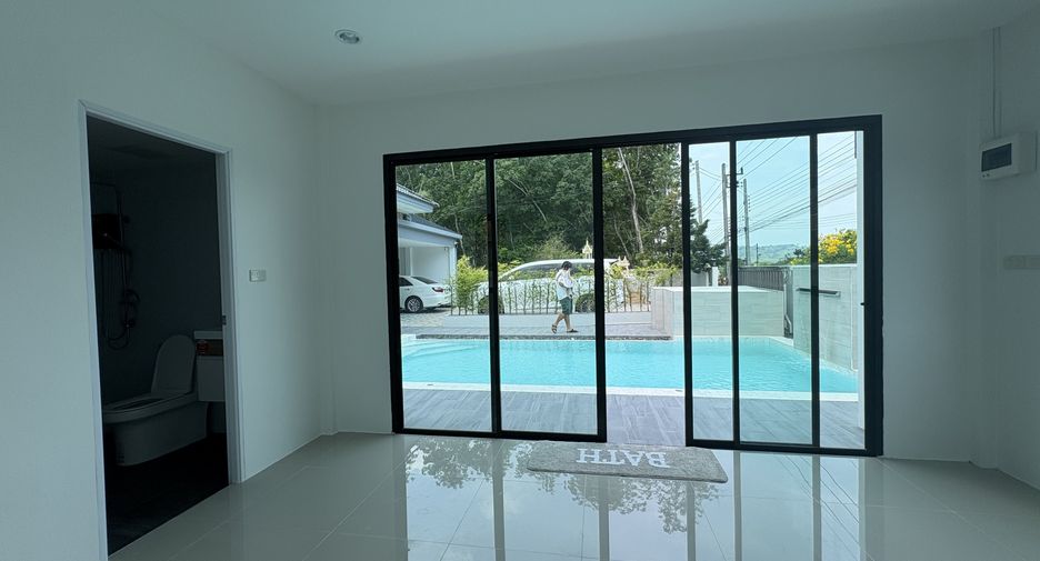 For rent 4 bedrooms villa in Thalang, Phuket