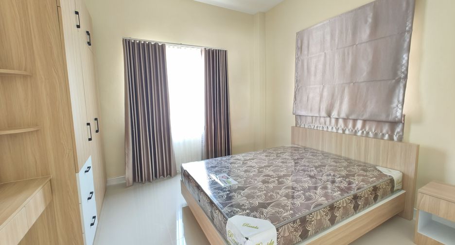For sale 3 bedrooms house in Sattahip, Chonburi